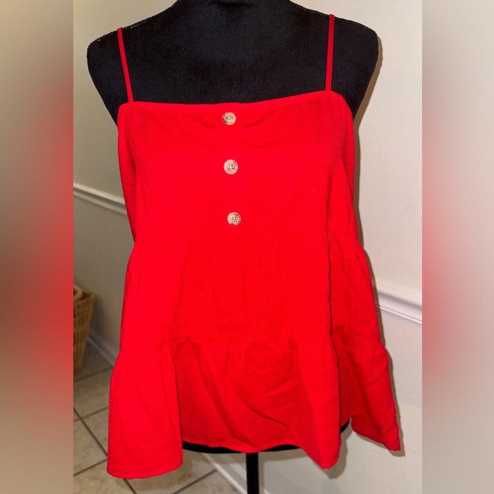Paper Crane Red Button-Front Tiered Cami – Size Small (NWT)